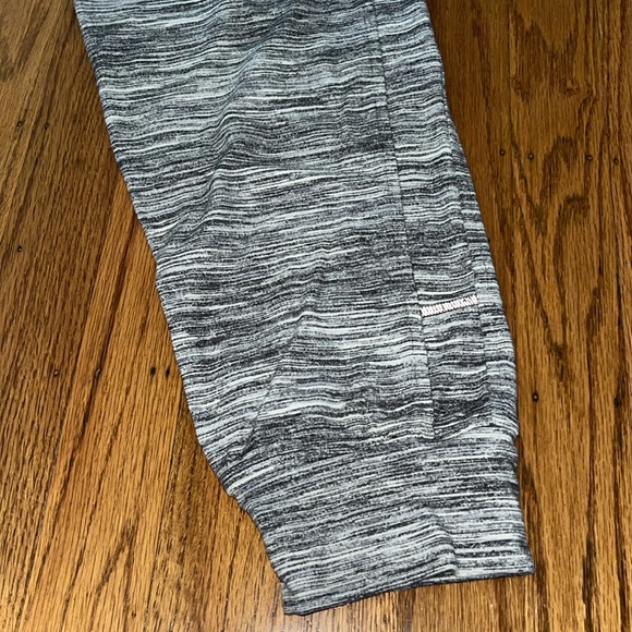 Lululemon Ready to Rulu Joggers - Picture 7 of 8